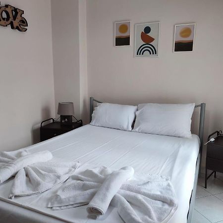 Victoria'S Apartment Kavala Extérieur photo